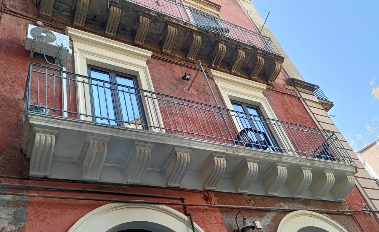 Stesicoro Art Home, In Centro Storico A كاتانيا المظهر الخارجي الصورة